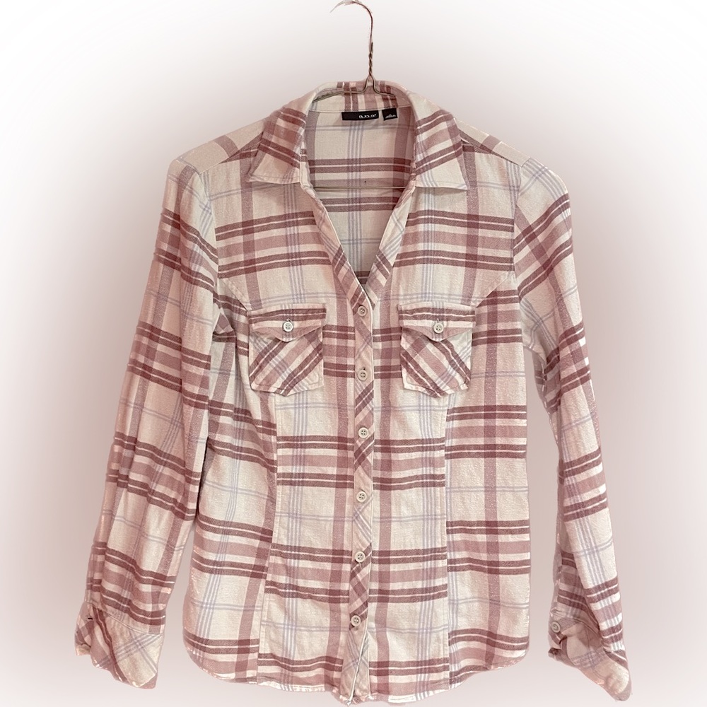 a.n.a Red & Cream plaid shirt!